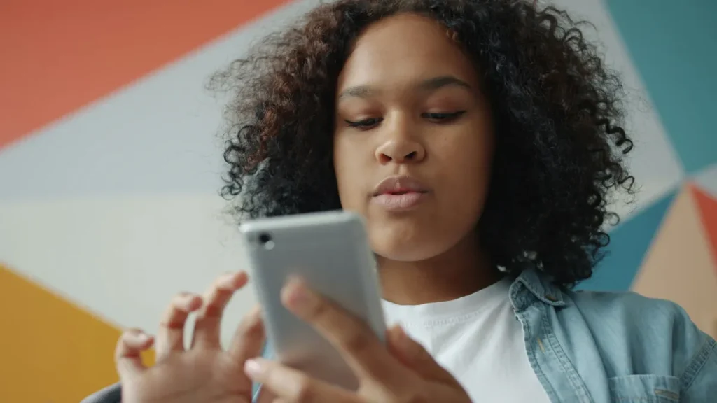 Meu SUS Digital amplia saúde mental para jovens